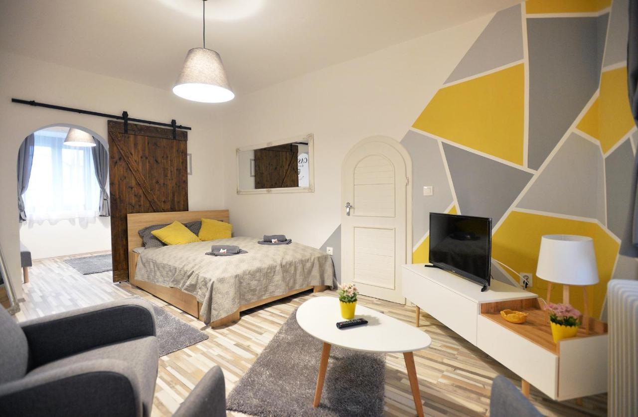 Castle Garden Apartman Έγκερ Εξωτερικό φωτογραφία
