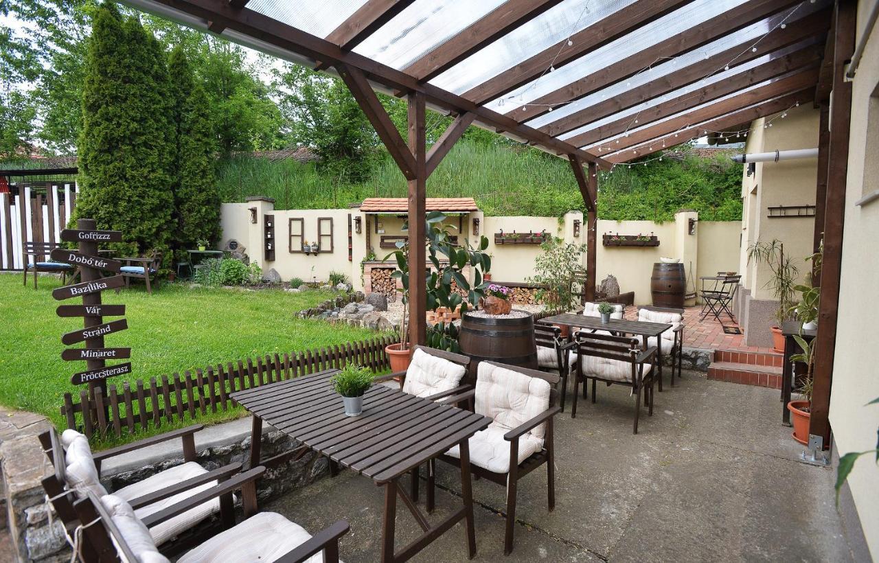 Castle Garden Apartman Έγκερ Εξωτερικό φωτογραφία
